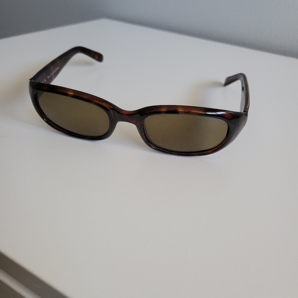 LAST CHANCE Guess GU 5119 Sunglasses
